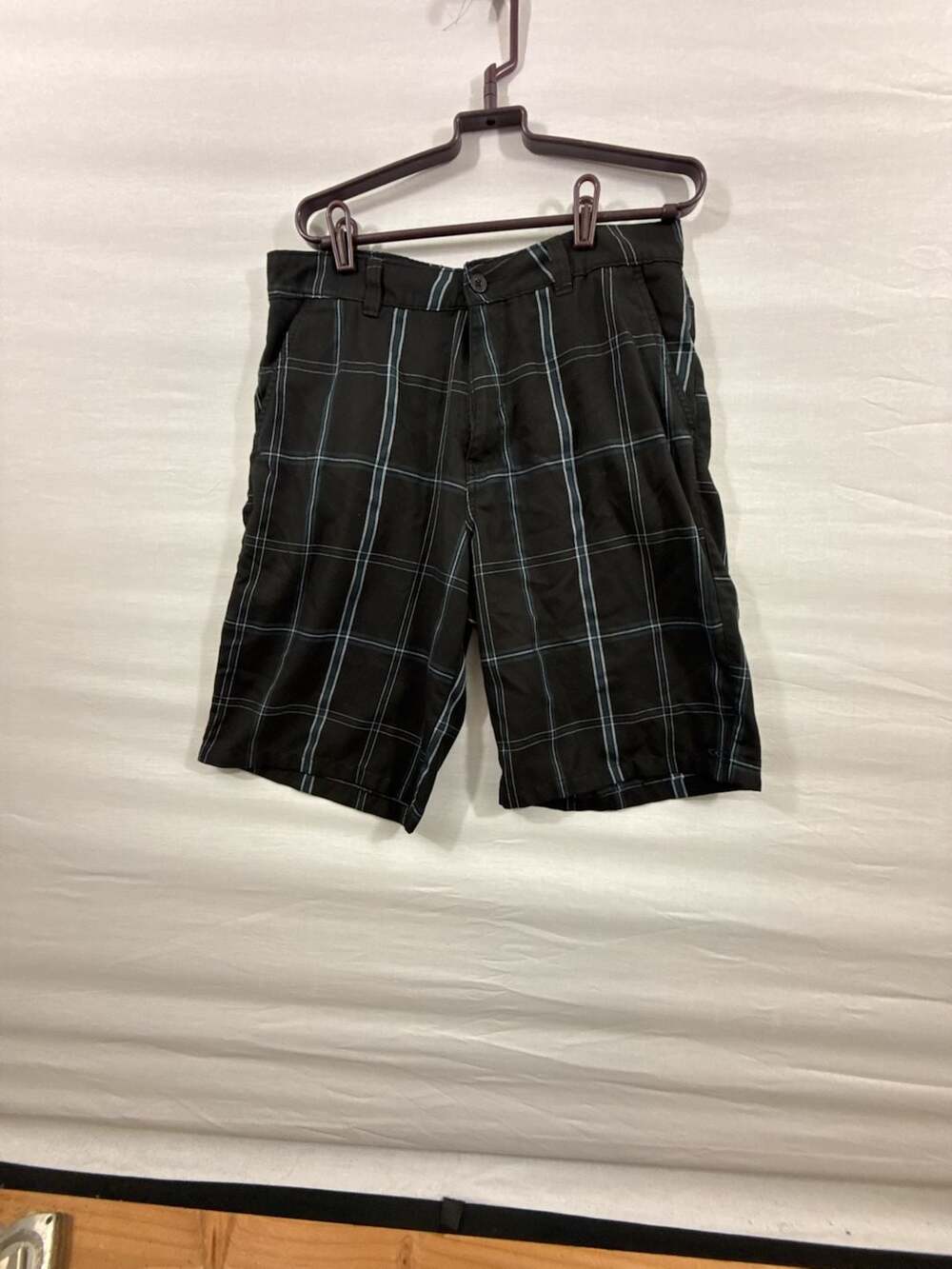 O'Neill Plaid Chino Shorts Size 32 Black Blue Surf Skate Casual